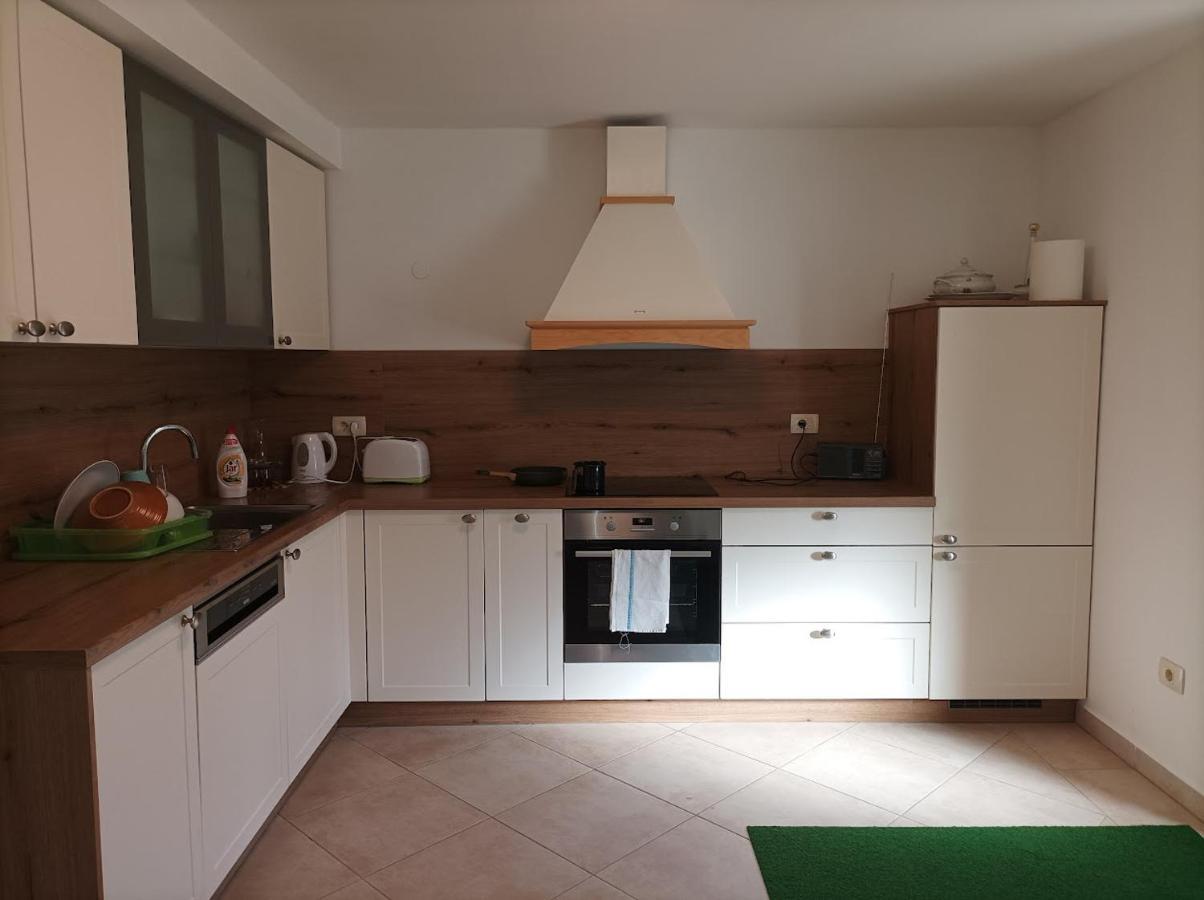 Oasis Apartment Бовец Екстериор снимка